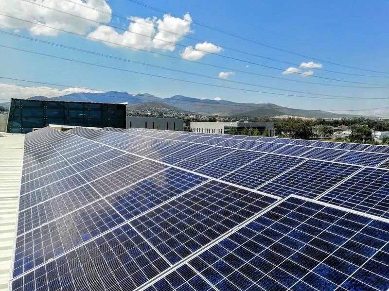 Instalación solar fotovoltaica comercial por ABC Solar en Estado de México